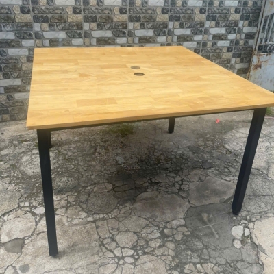 BÀN LÀM VIỆC 1M2X1M2 PS600