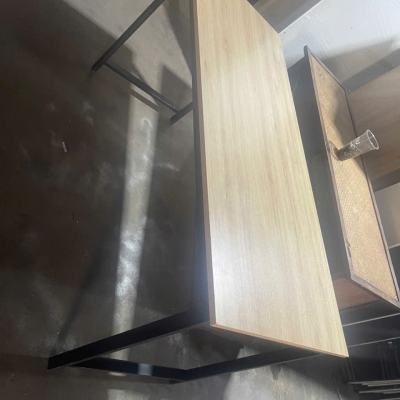 bàn làm việc 1m5 pa600