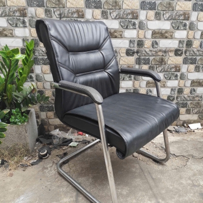 GHẾ DA CHÂN QUỲ PD450