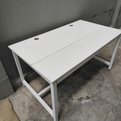 Bàn làm việc 80x140 PT300