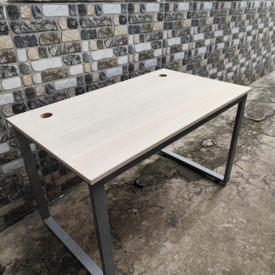 Bàn làm việc 70x120 PX350