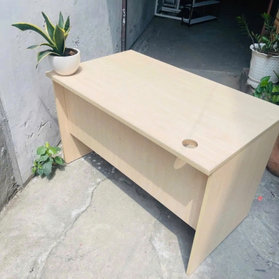 Bàn làm việc PD300