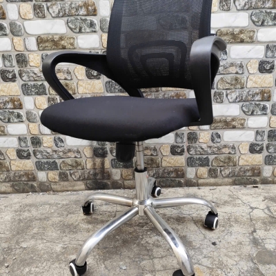 Ghế xoay lưới văn phòng PE300