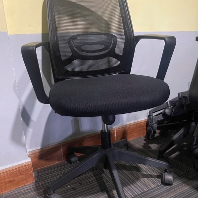 GHẾ XOAY VĂN PHÒNG PG300