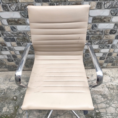 ghế xoay văn phòng da pd250
